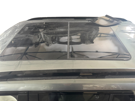 Панорама в сборі з люком б/в BYD Leopard 3