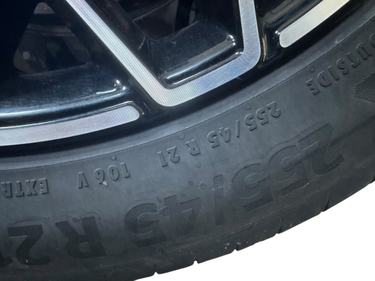 Диск колісний в зборі з шиною б/у R21 Continental 255/45/R21 Zeekr 001 - 1