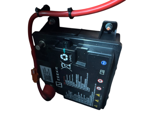 Акумулятор пусковий 12V  рейсталінг б/у Zeekr 001 - 2